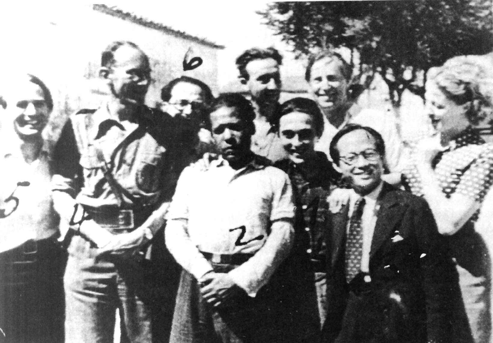 Forfatterkongressen i Madrid juli 1937.
1) Felix Pita Rodriguez 2) Nicholas Guillen 3)M.Se 4)Ludwig Renn 5)Walter Reuter 6) Max Aub